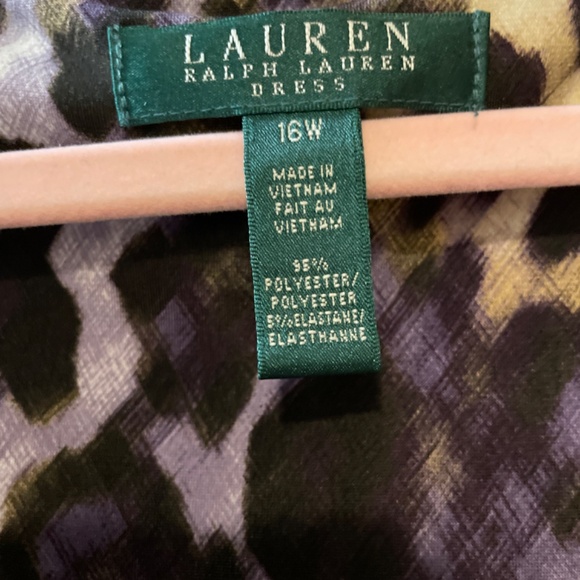 Lauren Ralph Lauren animal Print 3/4 Sleeve Ruched Faux Wrap Dress Size 4 - Picture 2 of 7